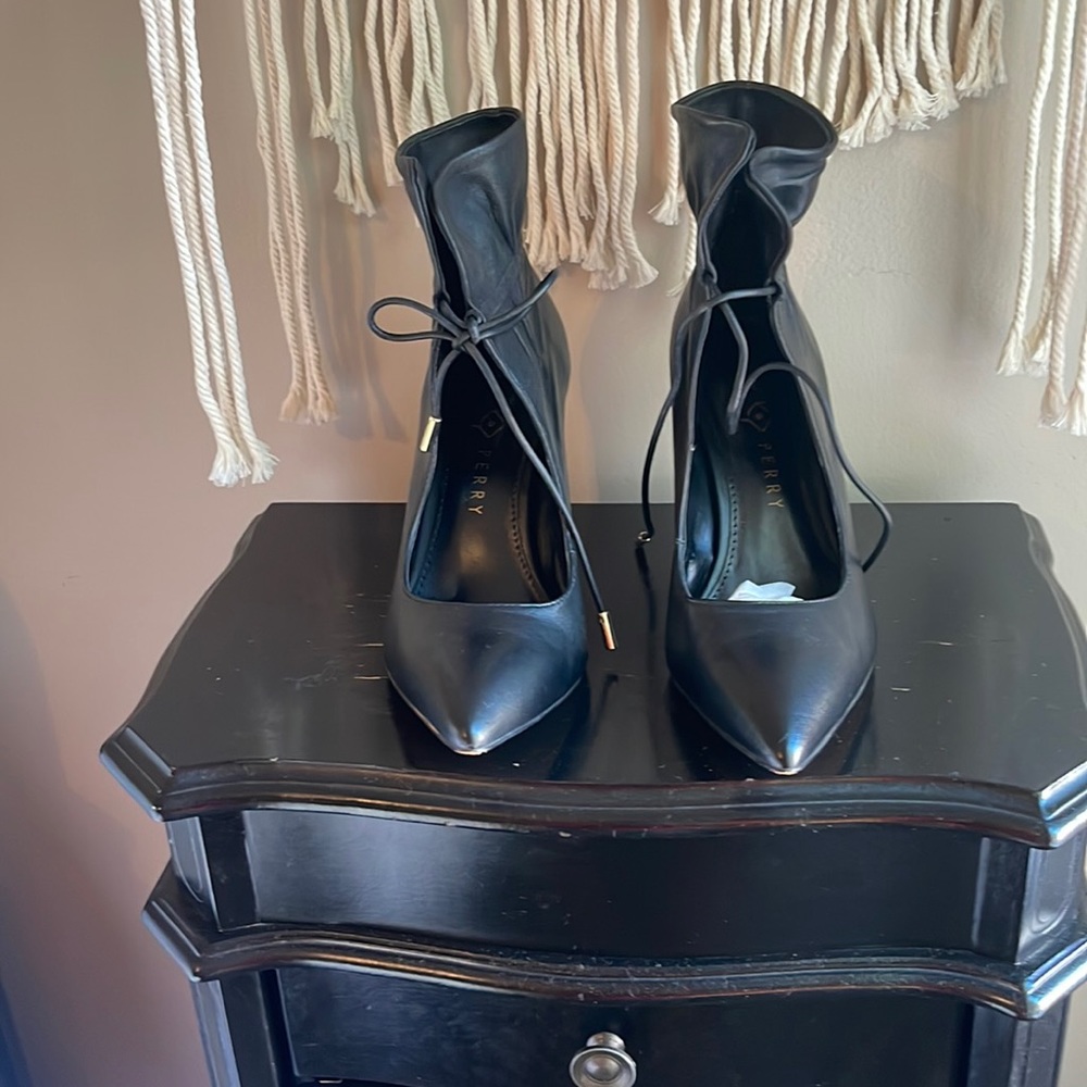 Cute! 🔥🥰Katy Perry block heel